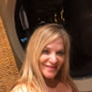 Meet your Posher, Monica